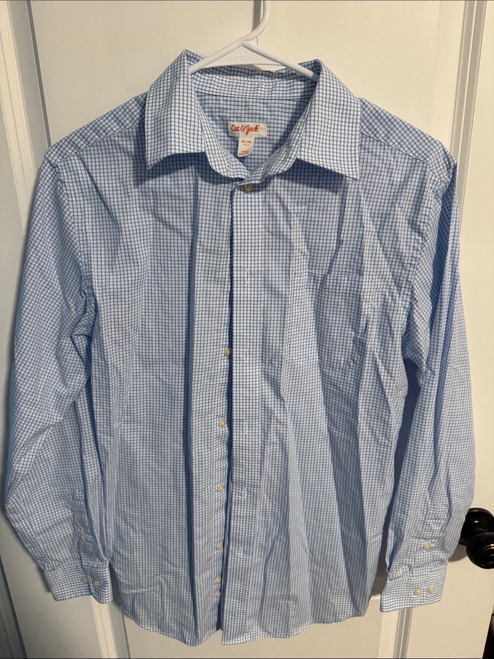 Cat & Jack XL (16) Boys Blue checkered Dress Shirt EUC